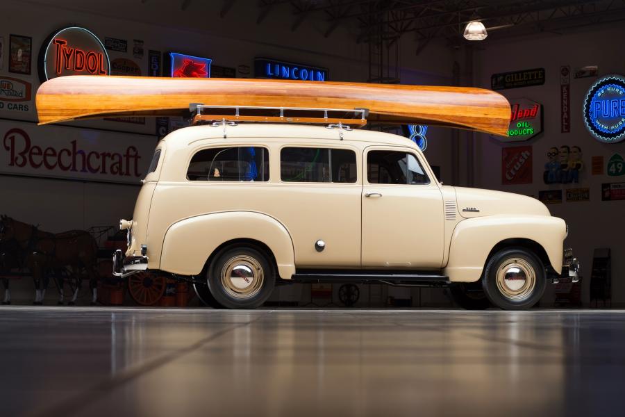  Chevrolet 3100 Suburban 1953 года  (фото 5 из 6)